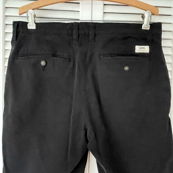 Vans -Flat front short size 32 - Picture 4 of 4